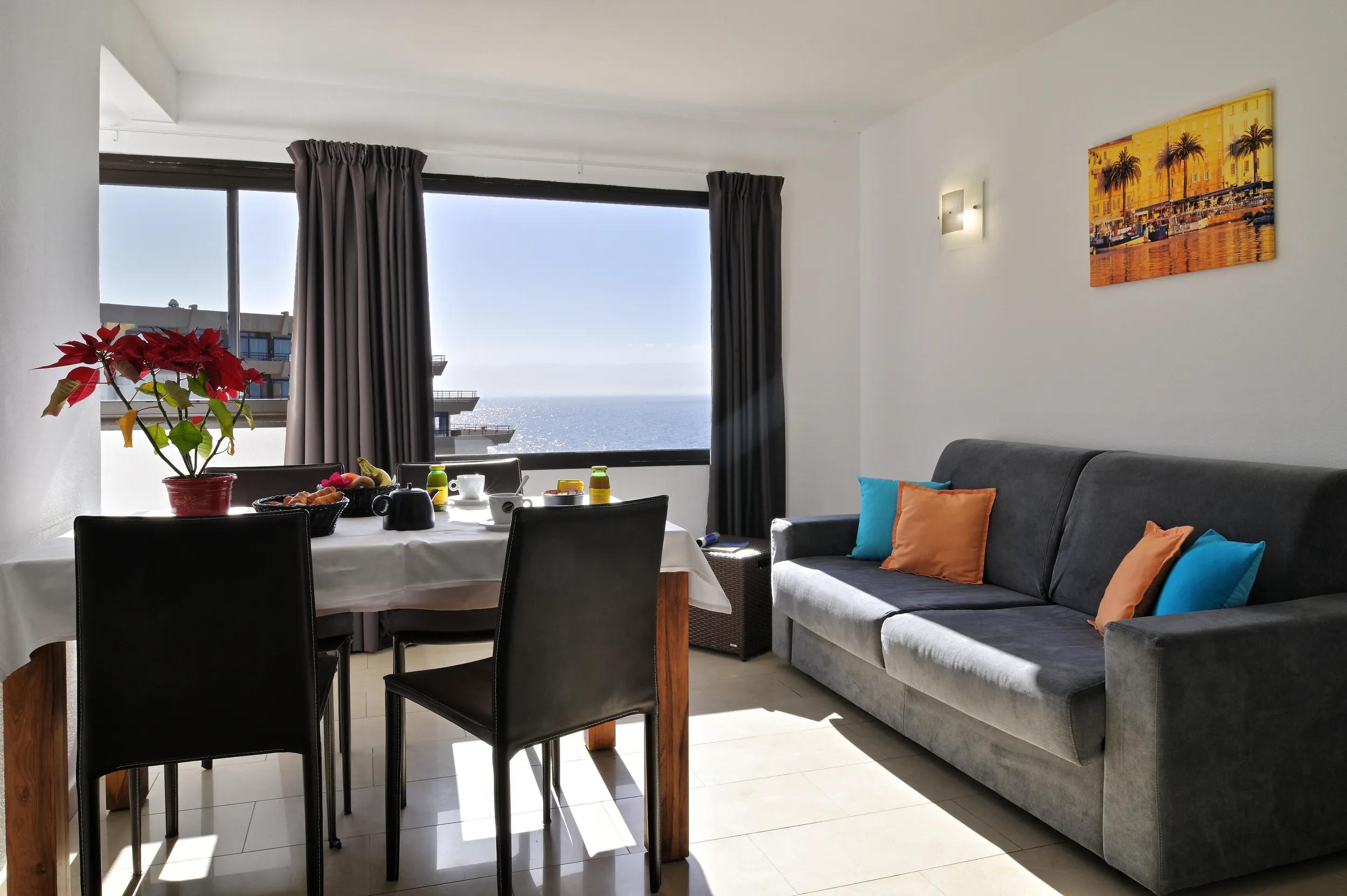 Location au mois dans notre résidence hôtelière à Ajaccio